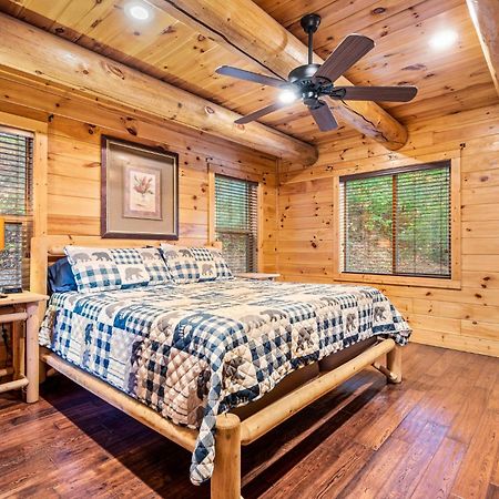 Relaxation Retreat - Pickleball Cabin - Wi-Fi, Fire Pit With Bar, Ev, Game Room, Hot Tub, Pool Access - Mins To Pf Севьервилл Экстерьер фото
