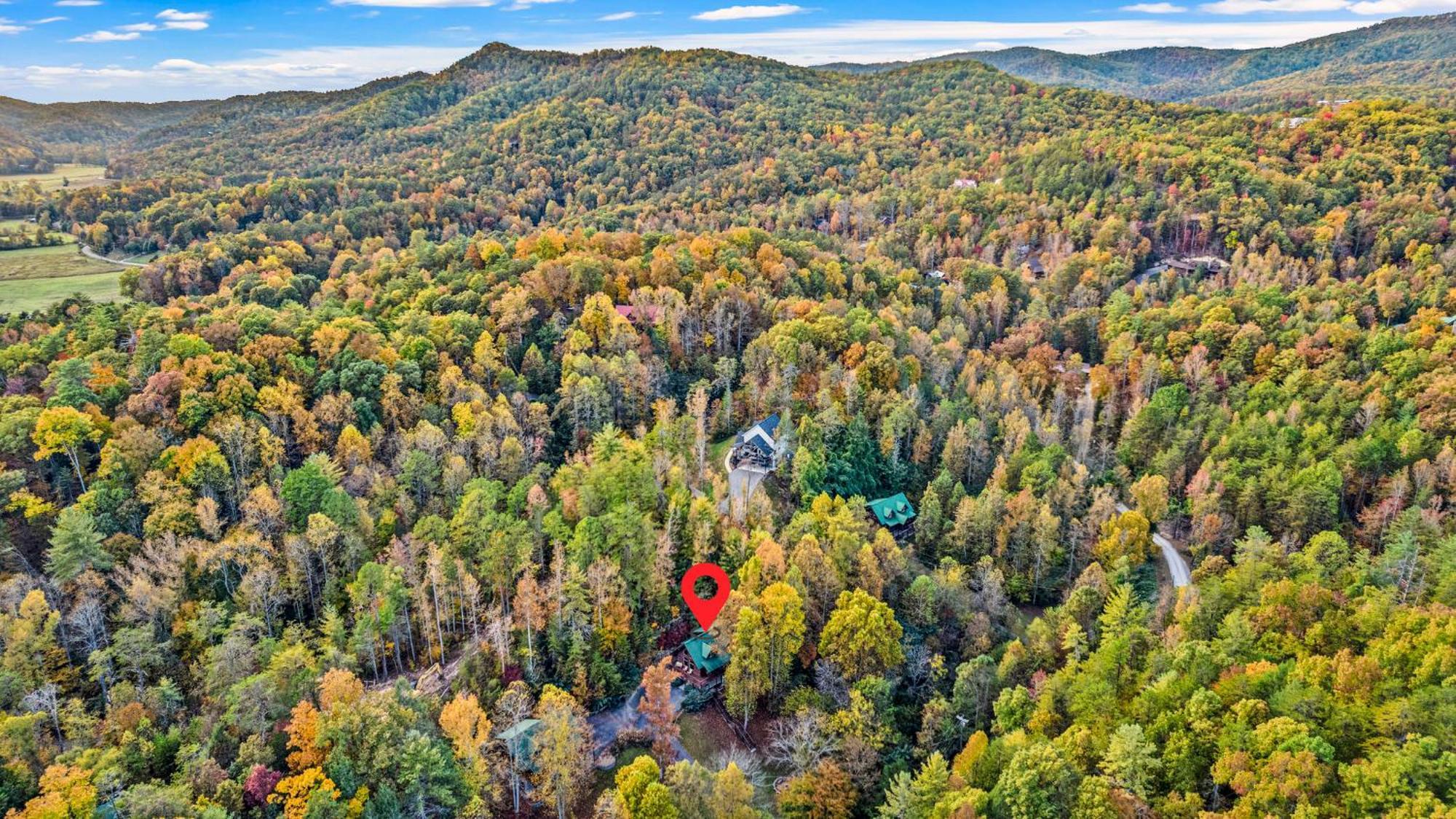 Relaxation Retreat - Pickleball Cabin - Wi-Fi, Fire Pit With Bar, Ev, Game Room, Hot Tub, Pool Access - Mins To Pf Севьервилл Экстерьер фото