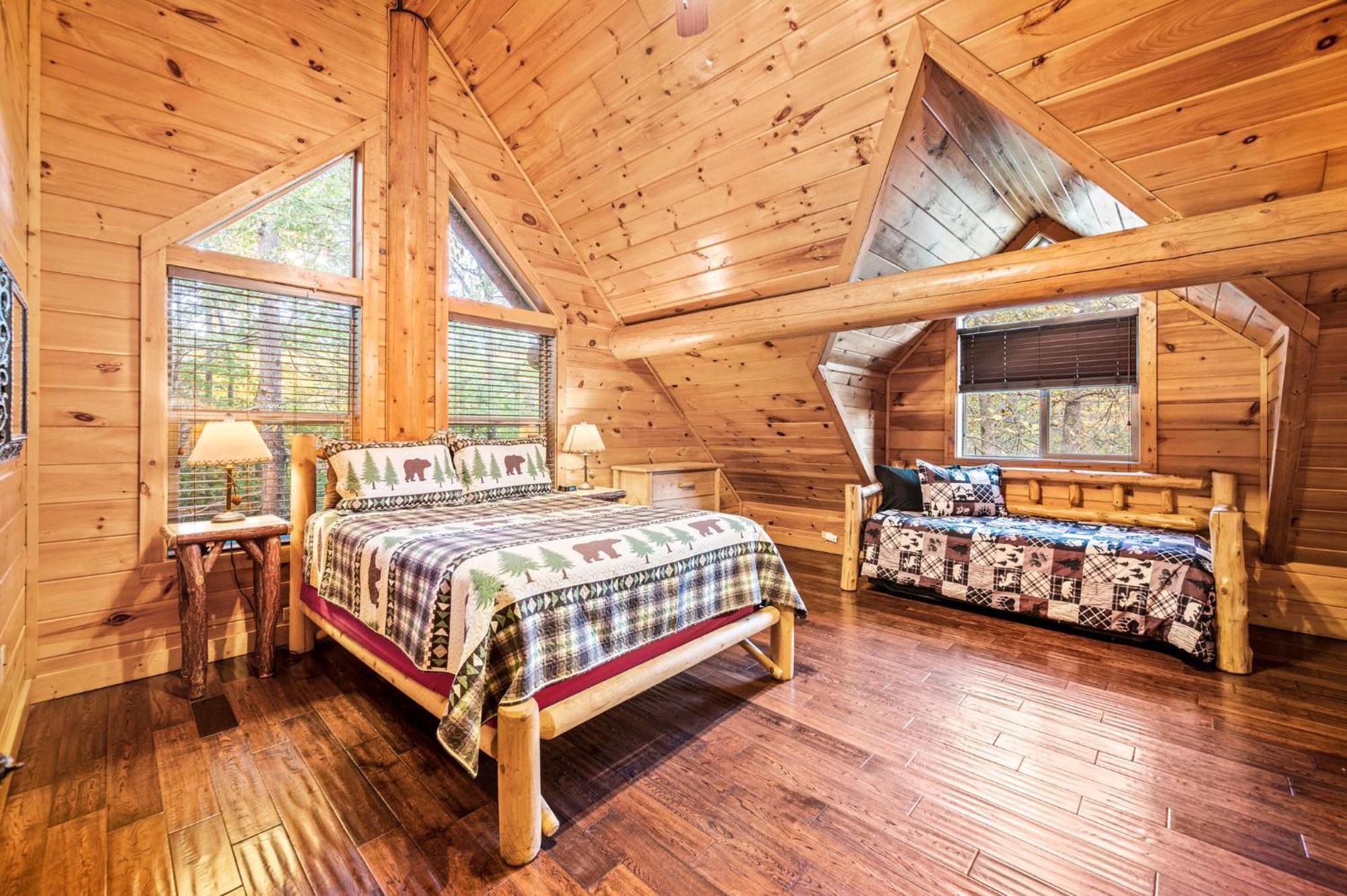 Relaxation Retreat - Pickleball Cabin - Wi-Fi, Fire Pit With Bar, Ev, Game Room, Hot Tub, Pool Access - Mins To Pf Севьервилл Экстерьер фото